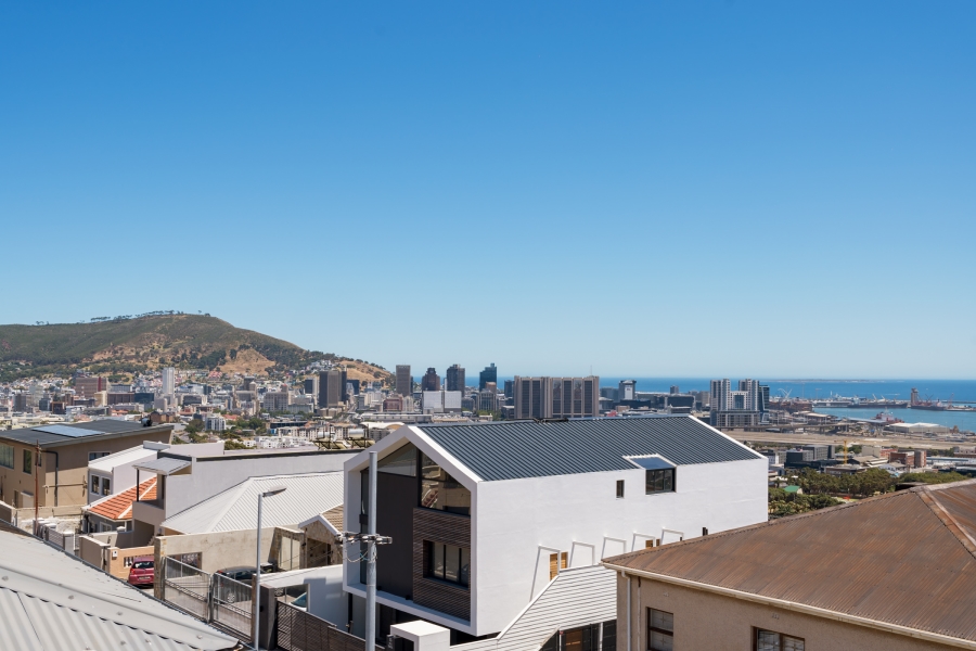 6 Bedroom Property for Sale in Walmer Estate Western Cape